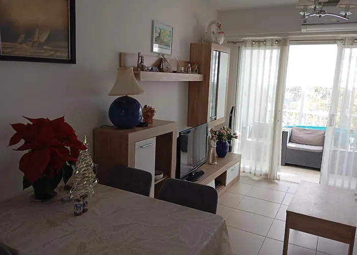 Sunny Geminis Ifach